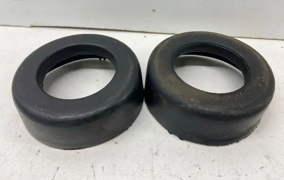 Mercedes-Benz 190 W201 Rear coil spring rubber mount A2013251044 2013251044 024115210