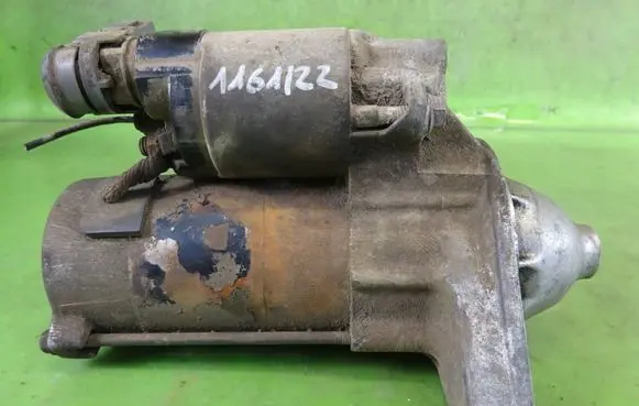 Toyota Yaris Starter motor 28100-23030