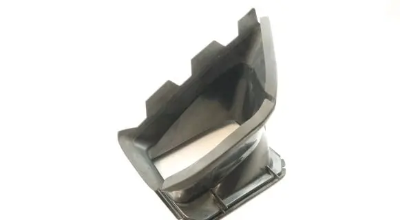 BMW X3M F97 Intercooler air channel guide 8068602 22677510