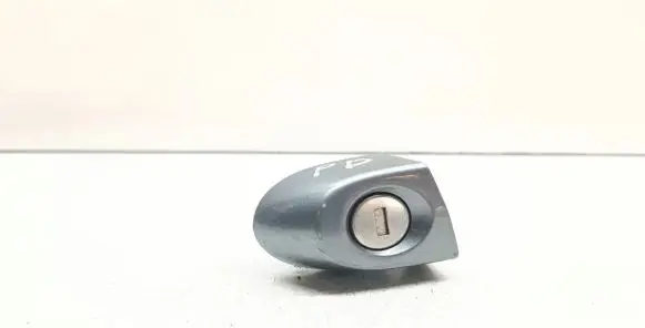 BMW X5 E70 Front door lock (next to the handle) 
