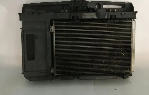 Peugeot 2008 I Radiator set 