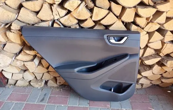 Hyundai Ioniq Rear door card panel trim 83330G2000