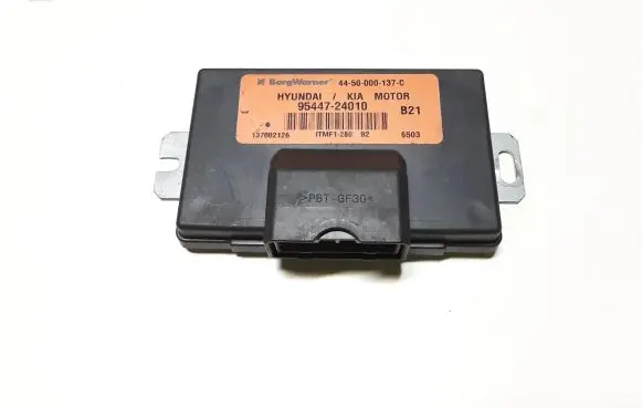 Hyundai Tucson JM Transfer box differential control unit 9544724010 4450000137C 137002126
