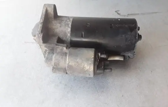 Volvo V50 Starter motor 30724473