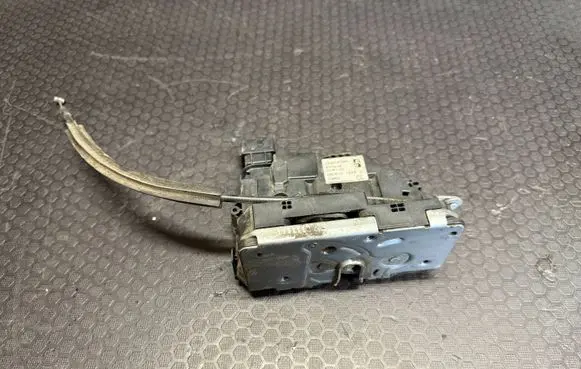 Citroen Jumper Front door lock 1350147080 977713100 0605101228
