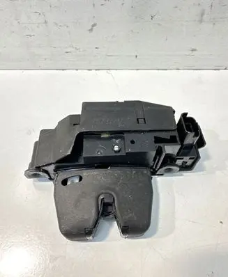 Opel Crossland X Tailgate/trunk/boot lock/catch/latch 9816195380