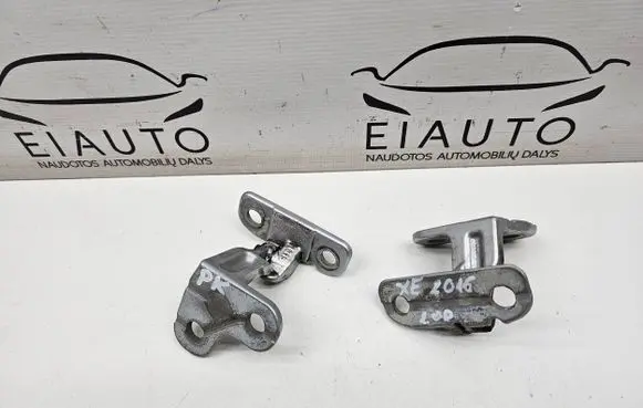 Jaguar XE Front door hinge set CPLA228A65AD CPLA228A67AC