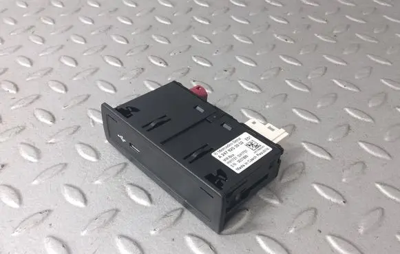 Mercedes-Benz A W177 USB socket connector A2478203902 2478203902