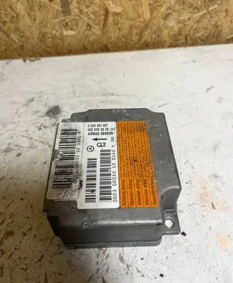 Mercedes-Benz C W203 Airbag control unit/module 0028203826 0285001467