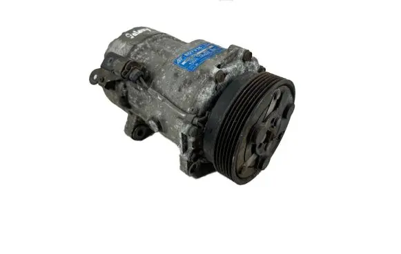 Volkswagen PASSAT B5.5 Air conditioning (A/C) compressor (pump) 7M3820803A YM2H19D629BB
