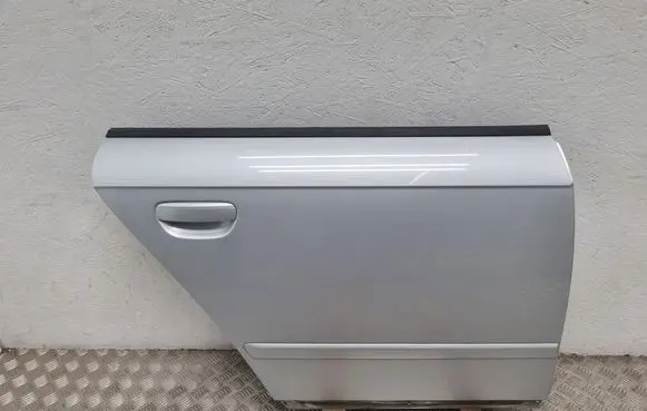 Seat Exeo (3R) Rear door 