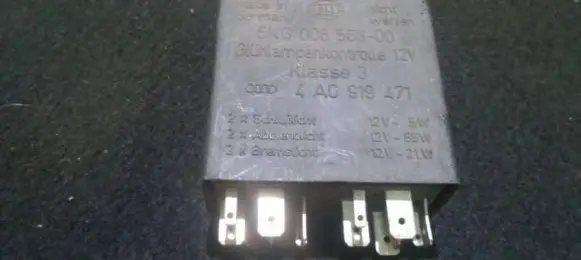 Audi A4 S4 B5 8D Other relay 5kg00656800 4a0919471