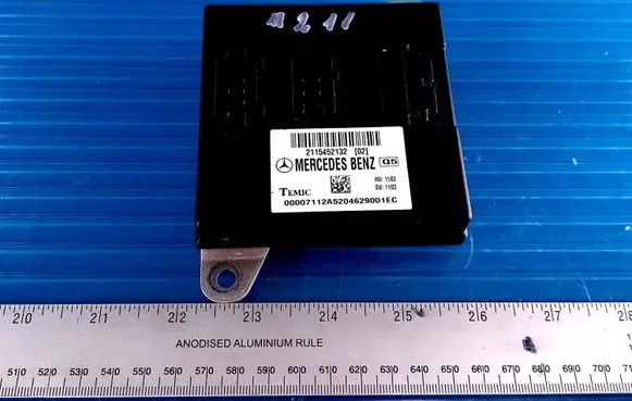 Mercedes-Benz E W211 Comfort/convenience module 2115452132