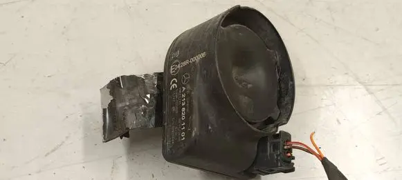 Mercedes-Benz CLA C117 X117 W117 Alarm system siren A2138201101