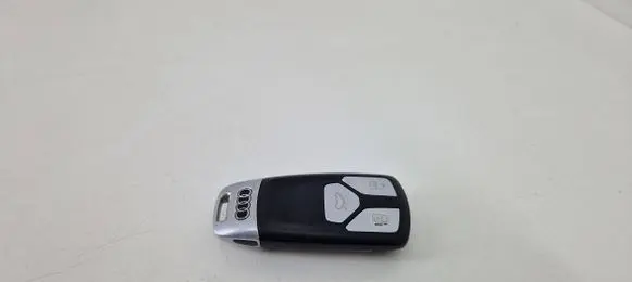 Audi A4 S4 B9 Ignition key/card 4M0959754BR