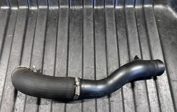 Land Rover Discovery 5 Intercooler hose/pipe FPLA6K770CD