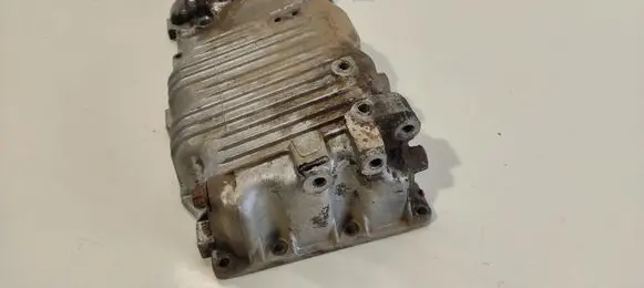 Oil sump