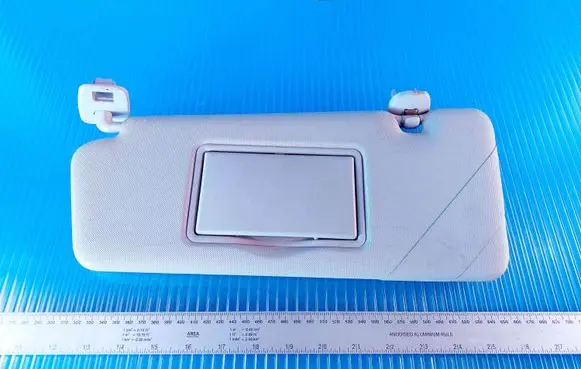Renault Clio IV Sun visor