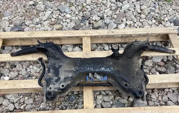 Peugeot 308 Front subframe
