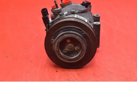 Hyundai ix35 Air conditioning (A/C) compressor (pump) F500DX9EA04