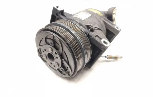Volvo V50 Air conditioning (A/C) compressor (pump) 30761390 P30761390