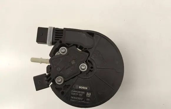 Mercedes-Benz C W205 Adblue pump 0444040005 1141105210612