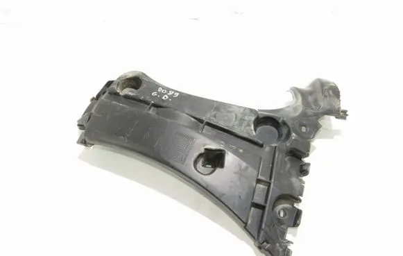 Renault Kangoo II Front bumper mounting bracket 8200435438