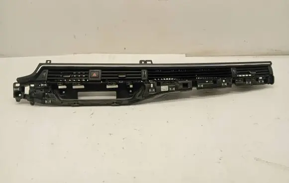 Audi A4 S4 B9 Dash center air vent grill 8W1820902E 09628 14112016