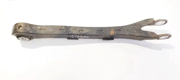 Mercedes-Benz CLS C219 Rear upper control arm/wishbone r23035202 a2303520088