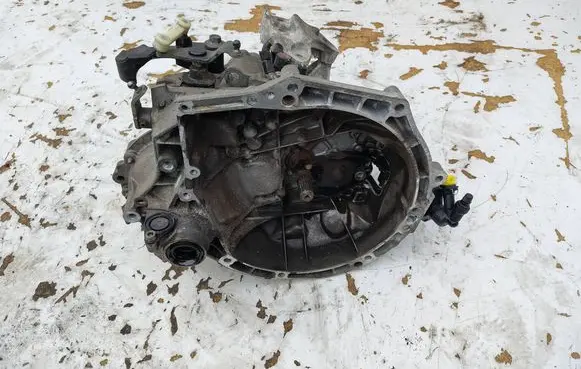 Peugeot 208 I Manual 5 speed gearbox 20A701