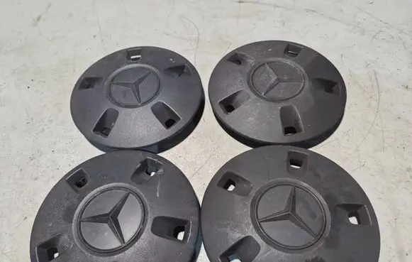 Mercedes-Benz Vito Viano W447 Original wheel cap A4474011600