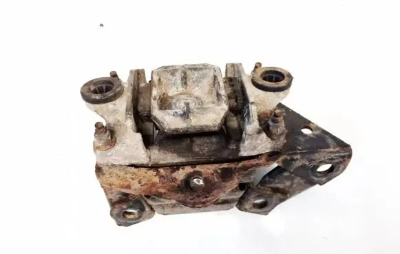 Ford Mondeo Mk III Engine mount bracket 1s717m123be