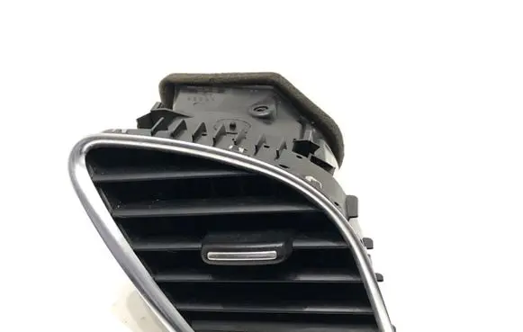 Audi A5 8T 8F Dashboard side air vent grill/cover trim 8T1820902