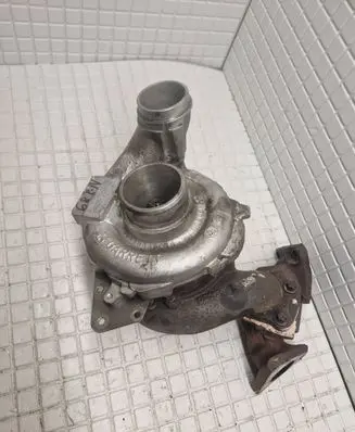 Jeep Grand Cherokee (WK) Turbo A6420900260 7576081