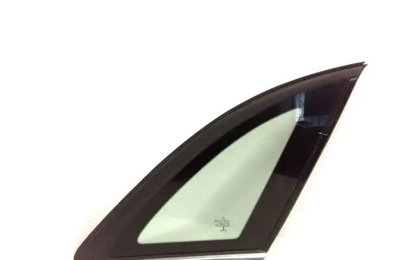 Mercedes-Benz B W246 W242 Rear side window A2466708400