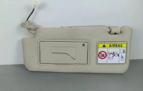 SsangYong Rexton Sun visor