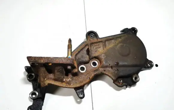 Toyota Avensis Verso Engine mounting bracket