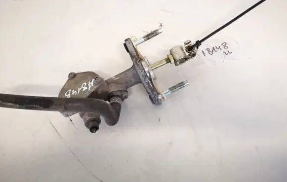 Honda FR-V Clutch master cylinder
