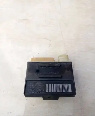 Peugeot 3008 I Glow plug pre-heat relay 9662570880
