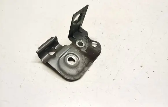 Audi Q7 4M Fender mounting bracket 4M0821167A DX63DZ 50715701