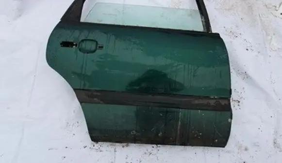 Volkswagen PASSAT B3 Rear door