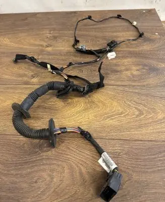 Renault Master III Front door wiring loom 241256534r