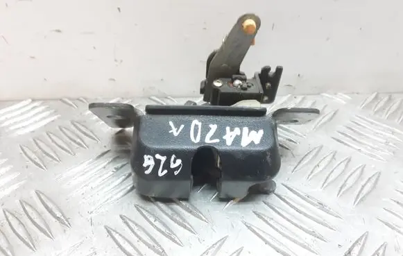 Mazda 626 Tailgate/trunk/boot lock/catch/latch