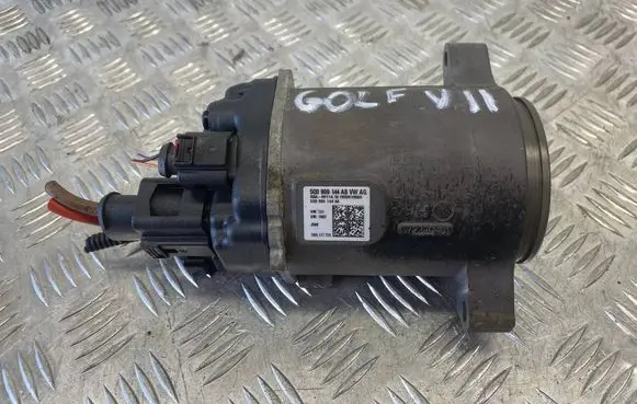 Volkswagen Golf VII Steering rack 5Q0909144AB