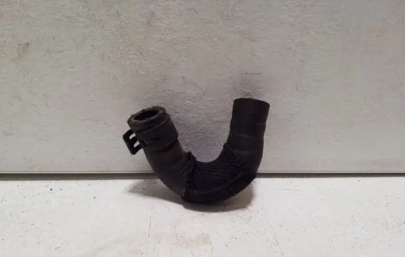 Audi A1 Engine coolant pipe/hose 04L121058Q