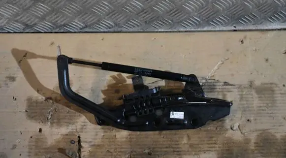 BMW X3 G01 Tailgate strut 7404185