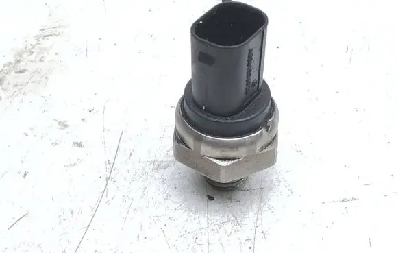 Mercedes-Benz E A207 Exhaust gas pressure sensor A0061536028