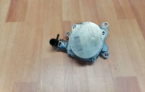 Renault Trafic II (X83) Vacuum pump 146502018R