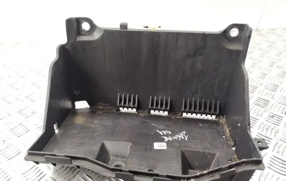 Jaguar XF X250 Battery tray 8X2310764AD C8C9A