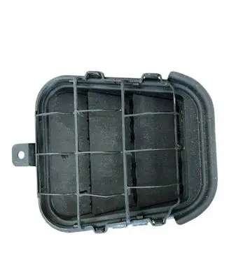 Quarter panel pressure vent